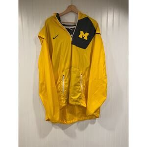Nike Michigan Windbreaker Men's 3XL Yellow Hooded Jacket Quarter Zip Running